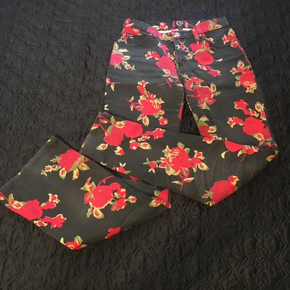 XOXO Denim - XOXO 90s Floral Print Stretch Jeans